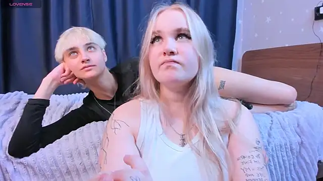 Chatroom XXX en direct de Violeta_Diana