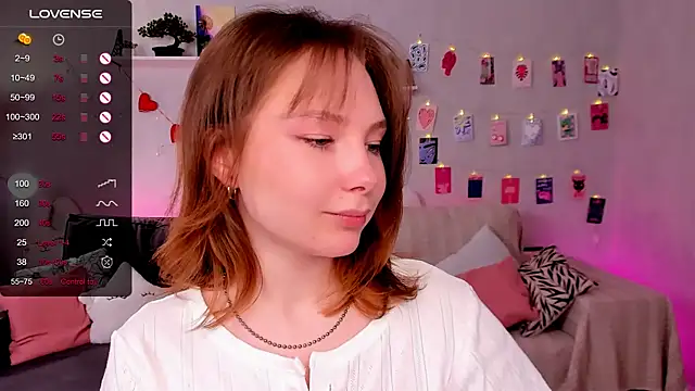 LanaBlu_: онлайн-секс-чат