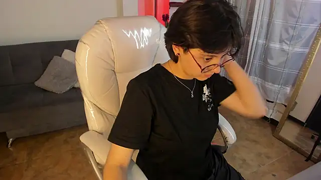 Nathaly_ds élő XXX-chatje