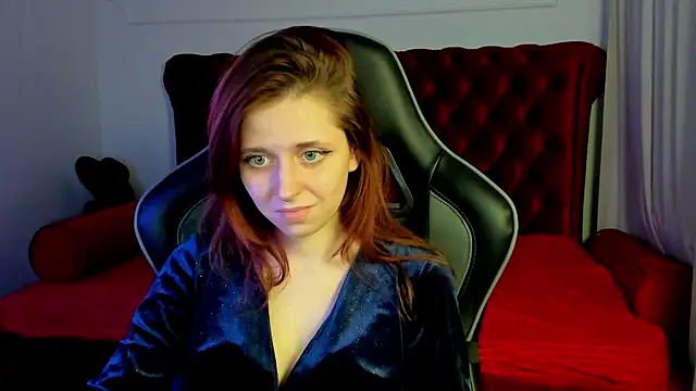 XXX chat uživo modela FreyaVey