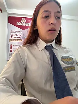 Emily-7_ Adlı Modelin Canlı XXX Sohbeti