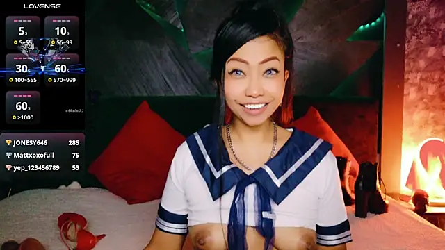 ElyaQuinn Pertunjukan Webcam