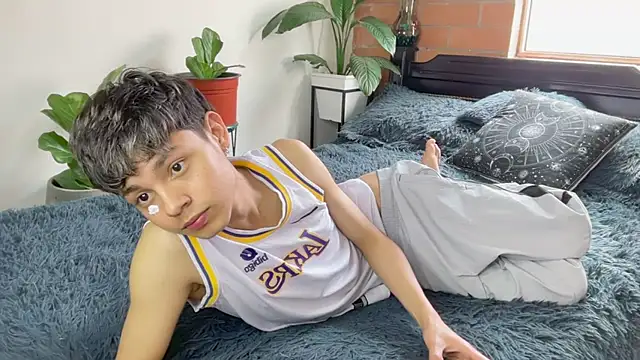 Andy_Belier23n Live XXX chat