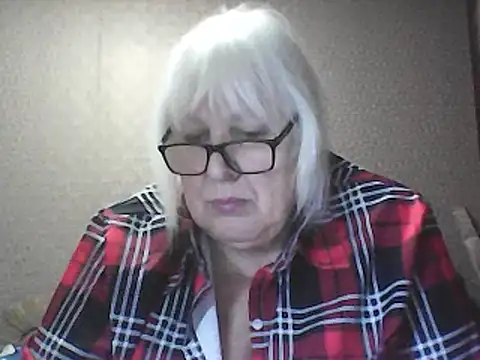 Alexia64231 live XXX chat