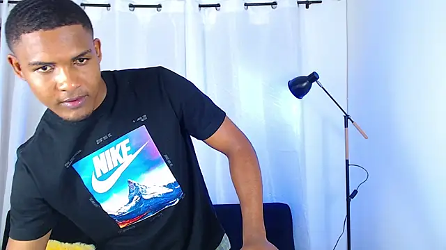 MaxCum18_'s Webcam Show