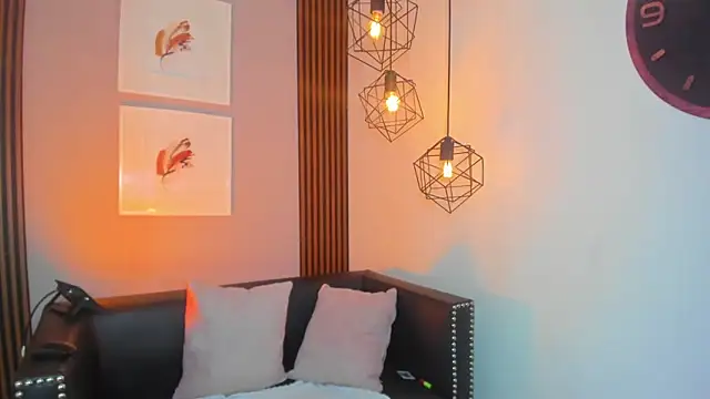 Nahiajhonson_'s Webcam Show