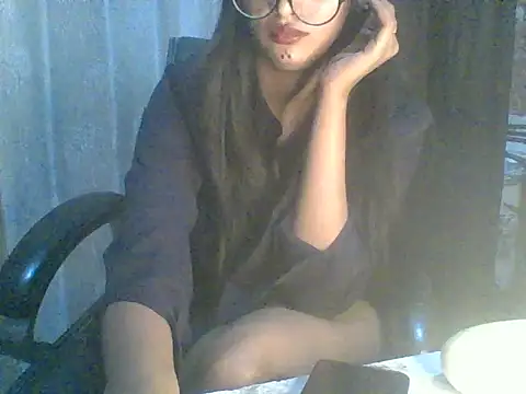 Dirty_sexgirl – Kamerová šou