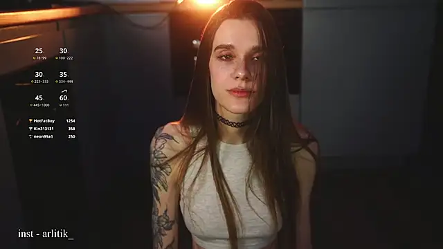 Arlitik Chat XXX in diretta