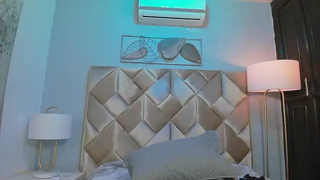 Živý XXX chat Thalya_Adams