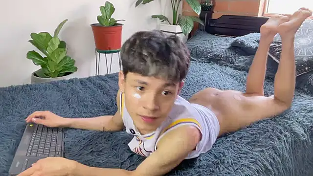 Živý XXX chat Andy_Belier23