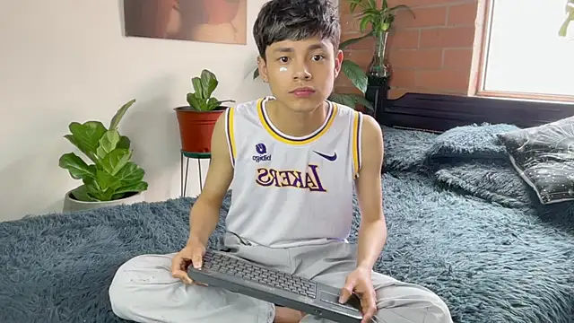 Chat XXX en directo de Andy_Belier23