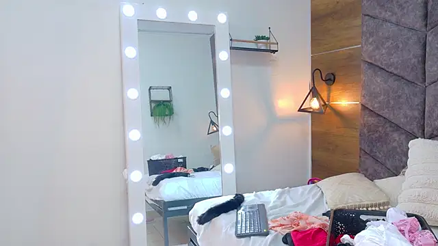 AnnieRouse__ – Naživo XXX chat