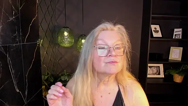 NataliMellow's Live XXX Chat