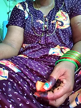 Czat XXX na żywo – Tamilselviroja-