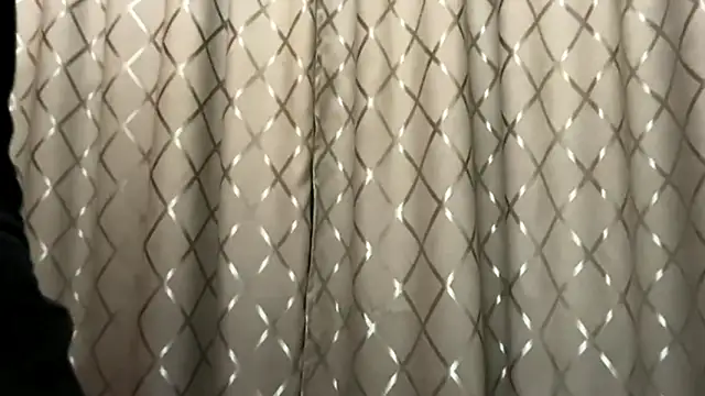 Yunananaa Chat XXX live