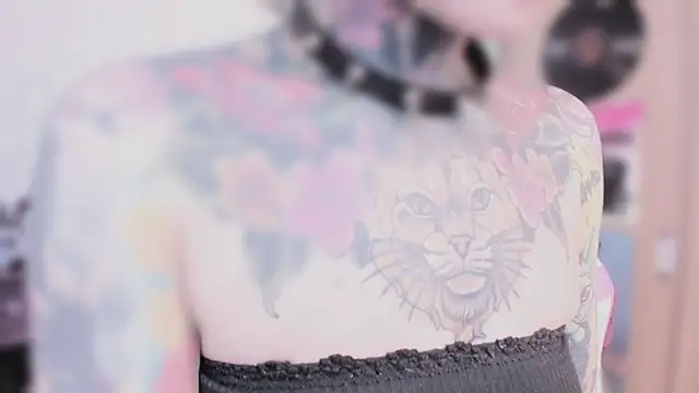 NikkiRamone 라이브 XXX 채팅