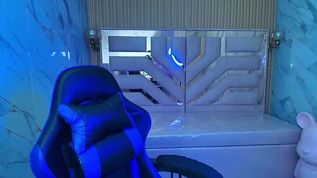 Chat +18 de Celeste_r_ ao vivo