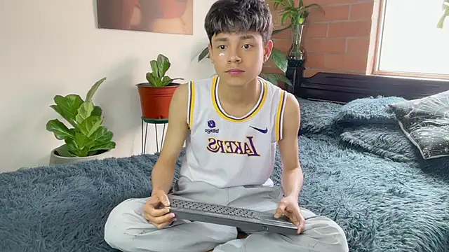 Živý XXX chat Andy_Belier23