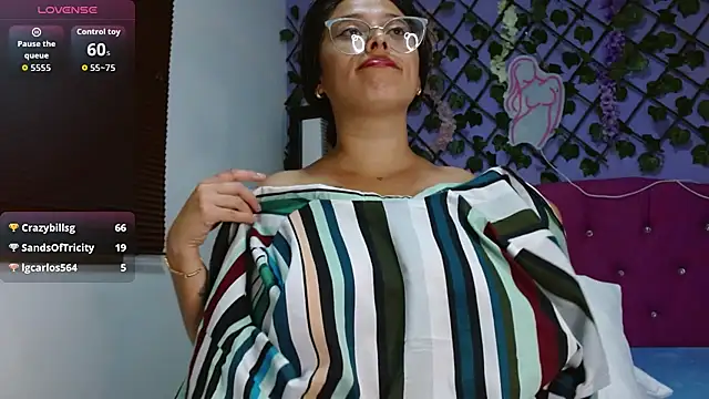 โชว์เว็บแคมของ Sophie-Hot-