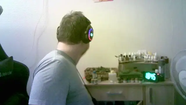 SirAbuser Pertunjukan Webcam