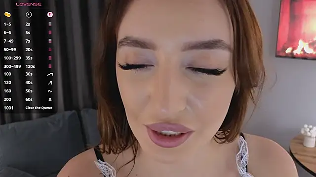 แชท XXX สดของ SharonAdama