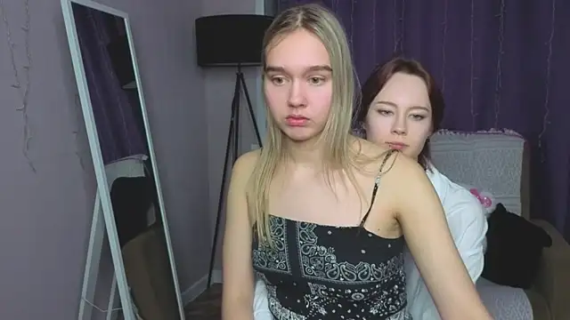 Annie_Way Chat XXX in diretta