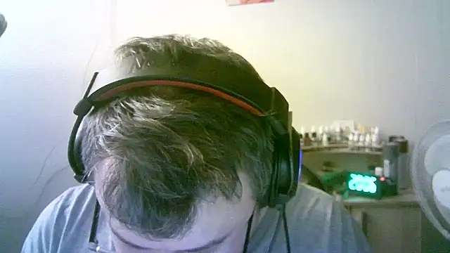 SirAbuserのライブXXXチャット