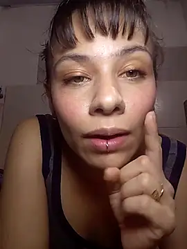 Hairy_ptt Adlı Modelin Canlı XXX Sohbeti