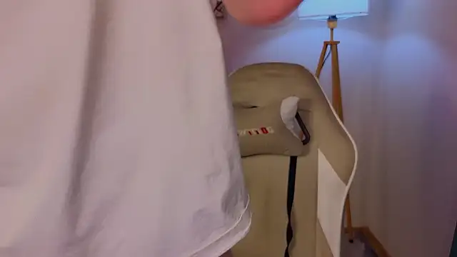 _Den1s_のライブXXXチャット