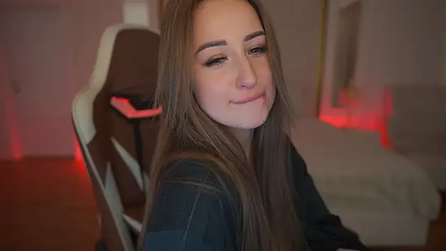 دردشة GentleAdellee الجنسية المباشرة