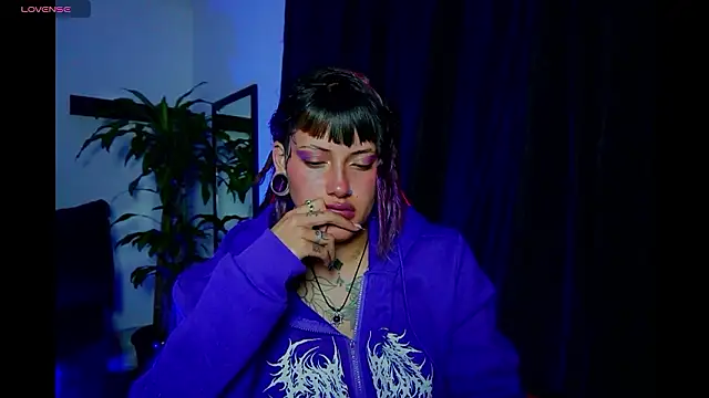 _sharlotte777's Live XXX Chat