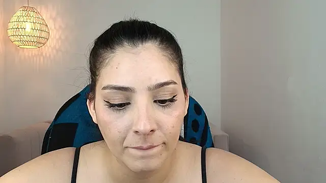 YummyAnna_ 现场XXX聊天