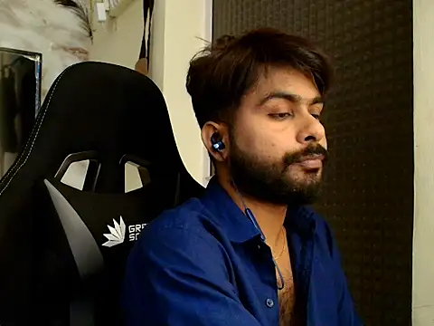 Chat XXX en directo de Jenni11Live