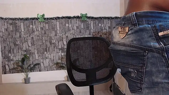 Онлайн чат XXX Joseph_Fit97