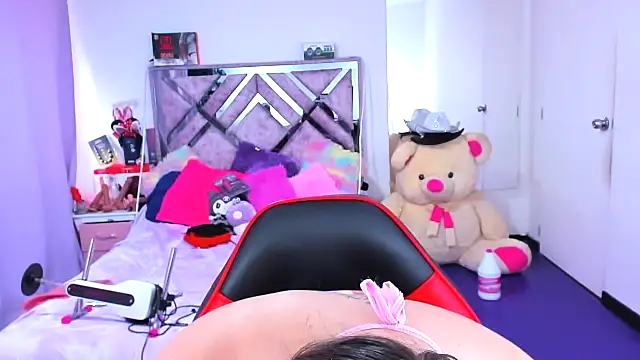 Chat +18 de Luna_Analya ao vivo