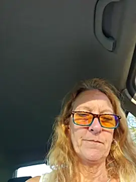 HotWifeLyn68: απευθείας συνομιλία ΧΧΧ