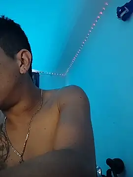 Juann-cock: онлайн-секс-чат