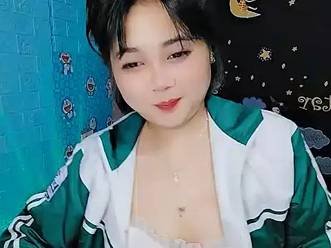 XXX chat uživo modela Lylu007