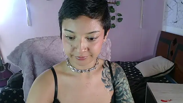 Chatroom XXX en direct de juaaanaaa