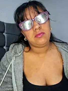 ZaidaWet's Live XXX Chat