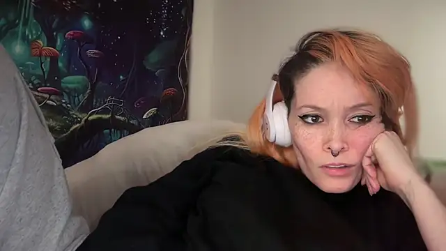 FRRANNKIE Adlı Modelin Canlı XXX Sohbeti