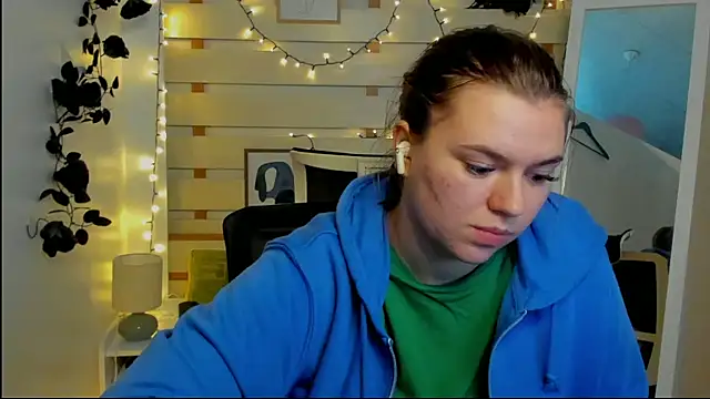 Josephine_Kiss Adlı Modelin Canlı XXX Sohbeti