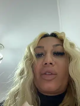 SonyaJoyn Webbikameraesitys