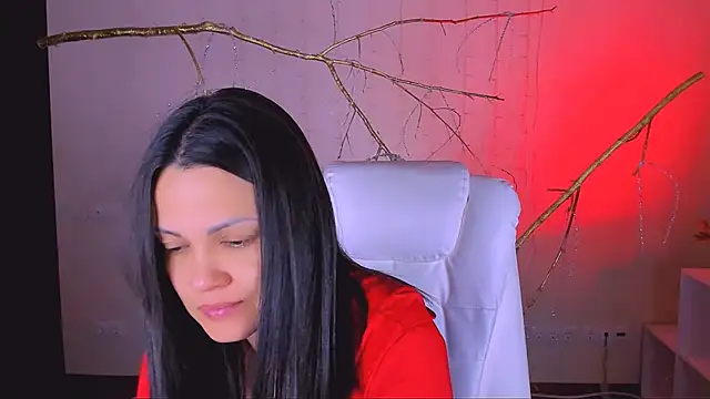 karolina_robinson Adlı Modelin Canlı XXX Sohbeti