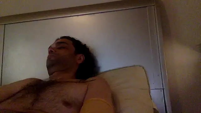 StuntingSpunMarine69 现场XXX聊天