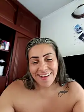 Онлайн чат XXX maynor_1998