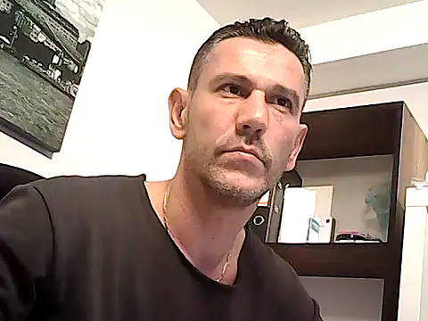 دردشة mastercharisma35 الجنسية المباشرة