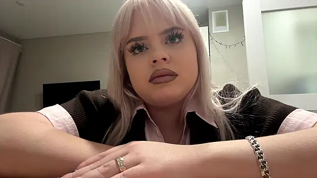 Lollyjollm 即時 XXX 聊天