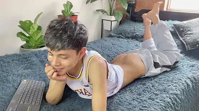 Czat XXX na żywo – Andy_Belier23