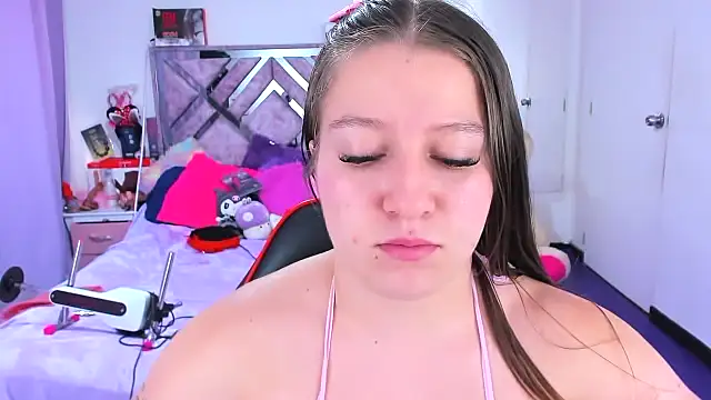 Luna_Analya লাইভ XXX চ্যাট